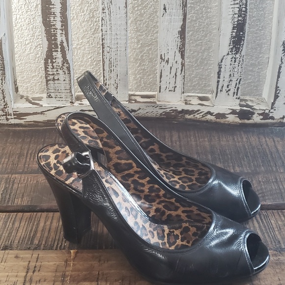 Gianni Bini Sexy Peep Toe, Slingback, Block Heels - Picture 7 of 7